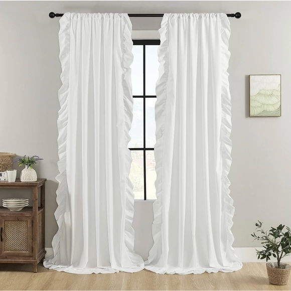 Ruffle Curtains - Picture 1 of 3
